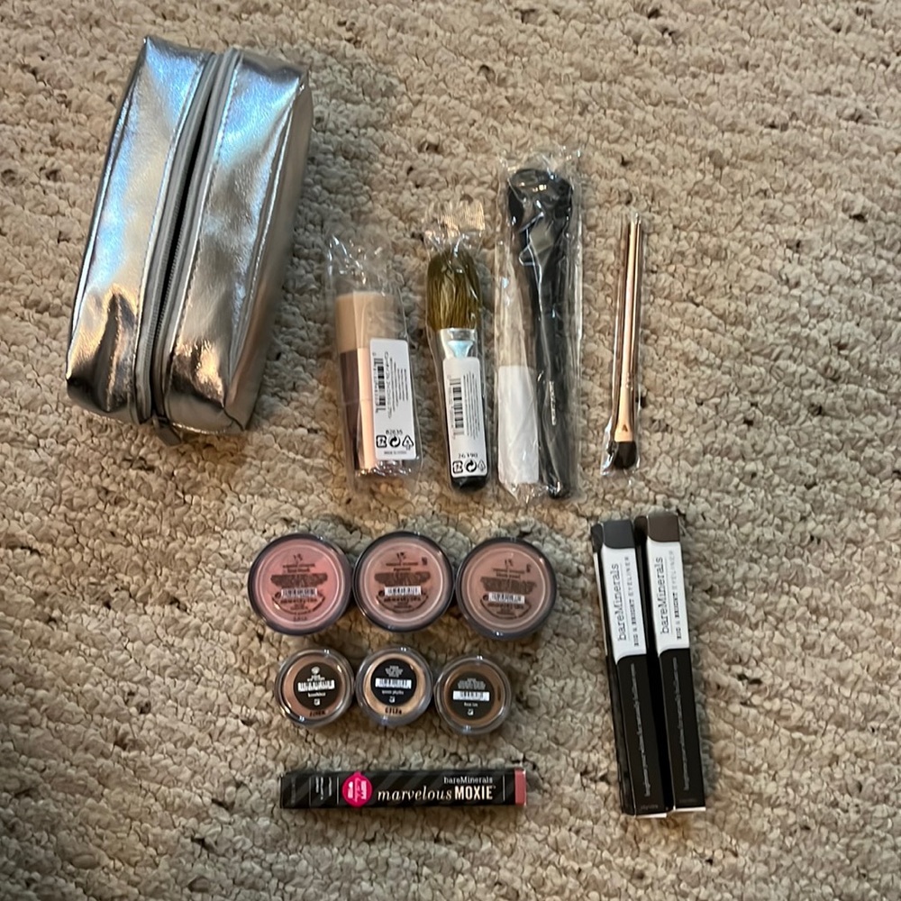 Lot of Bare Minerals products blush brushes eyeshadow liners lip gloss
